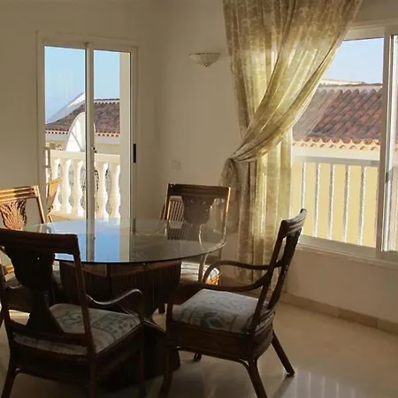 Villa 5-Bedroom With Private Pool * アデヘ